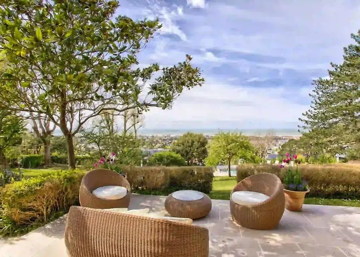 Magnifique Demeure Moulin Saint-laurent Avec Piscine&sauna 12 Pers